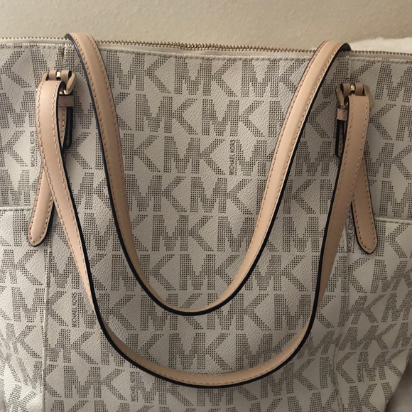 Michael Kors Tote - Picture 2 of 5